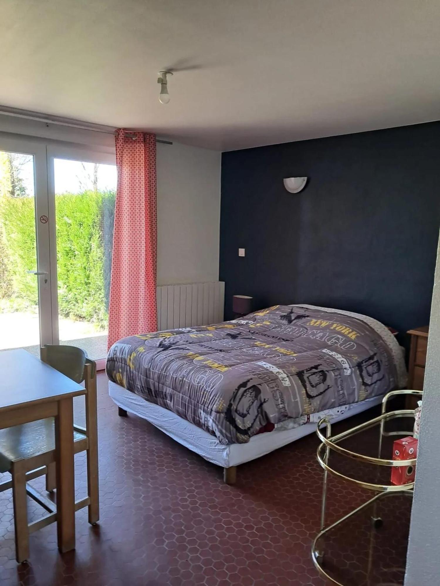 Studio Charmant A Treignac Avec Terrasse De 22 M² Luaran gambar