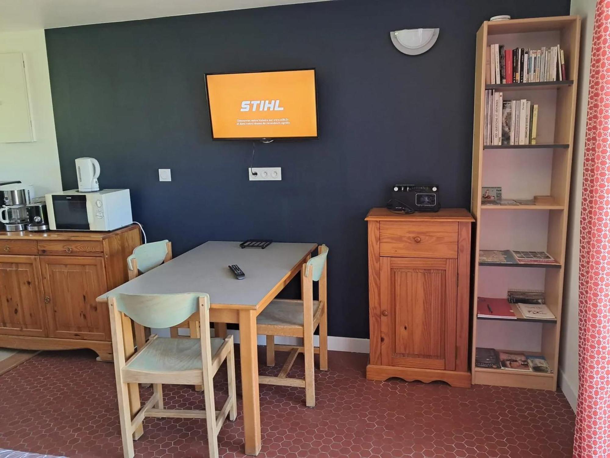 Studio Charmant A Treignac Avec Terrasse De 22 M² Luaran gambar